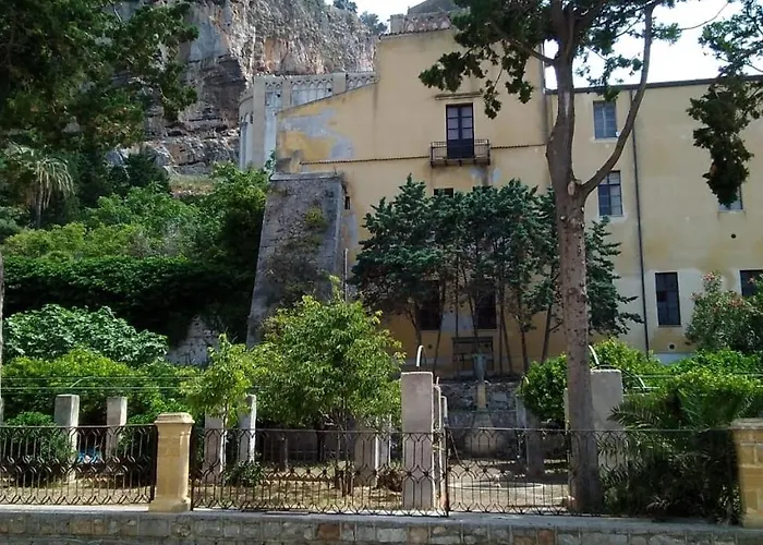 招待所 Sailor's 3*