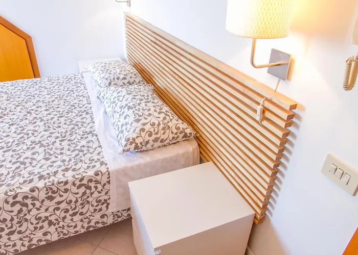 Sailor's 招待所 3*