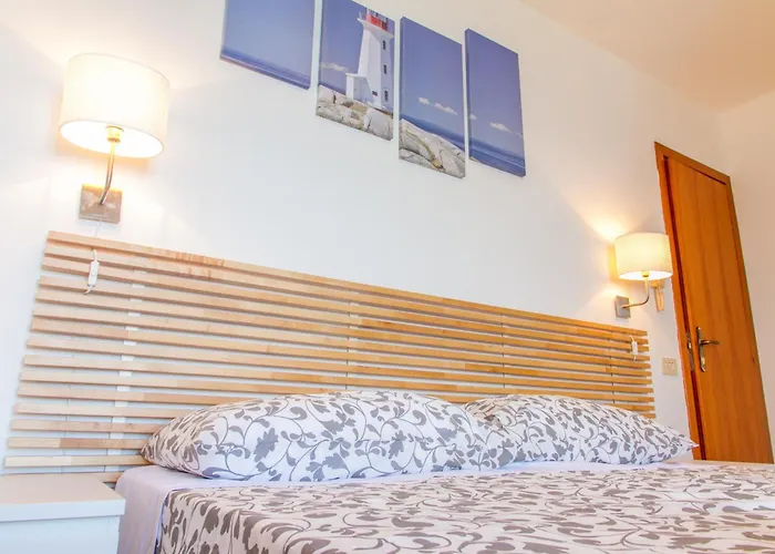 Sailor's Гостьовий будинок Чефалу